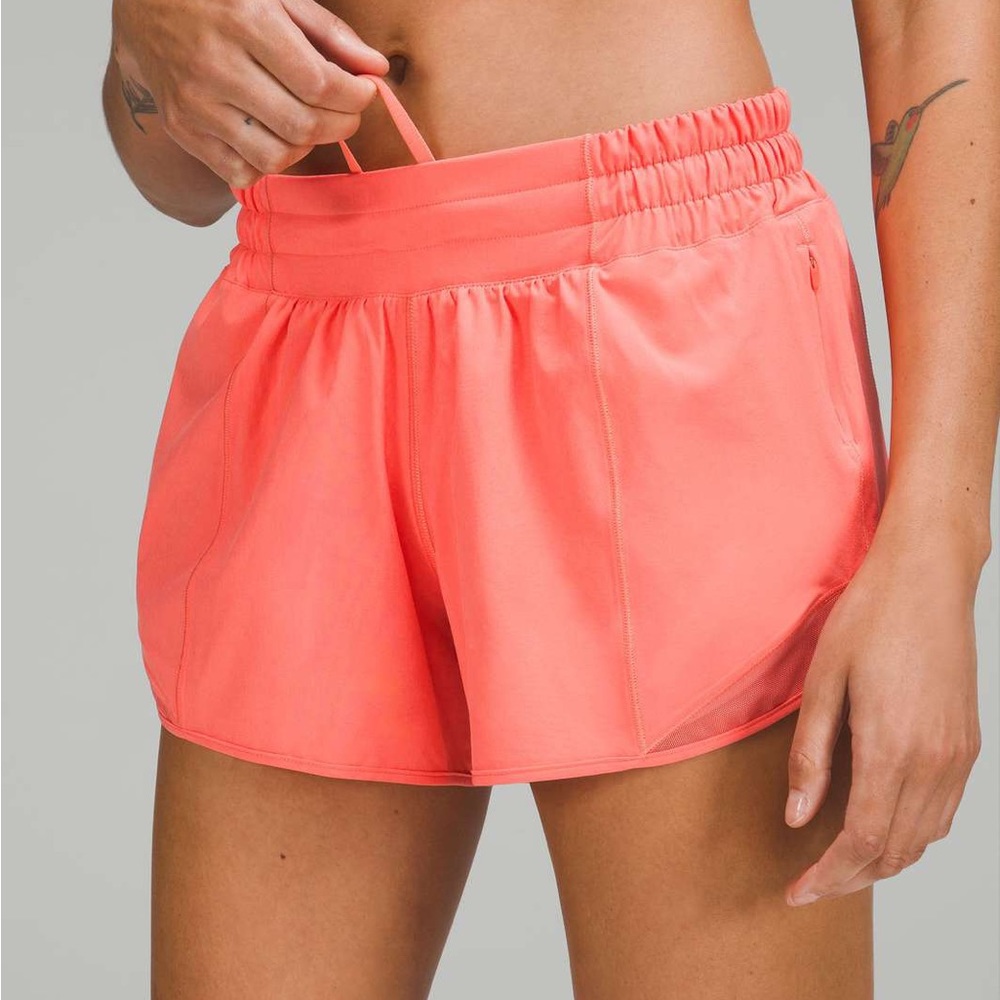 LULULEMON HOTTY HOT SHORT 4” LINED RASPBERRY CREAM